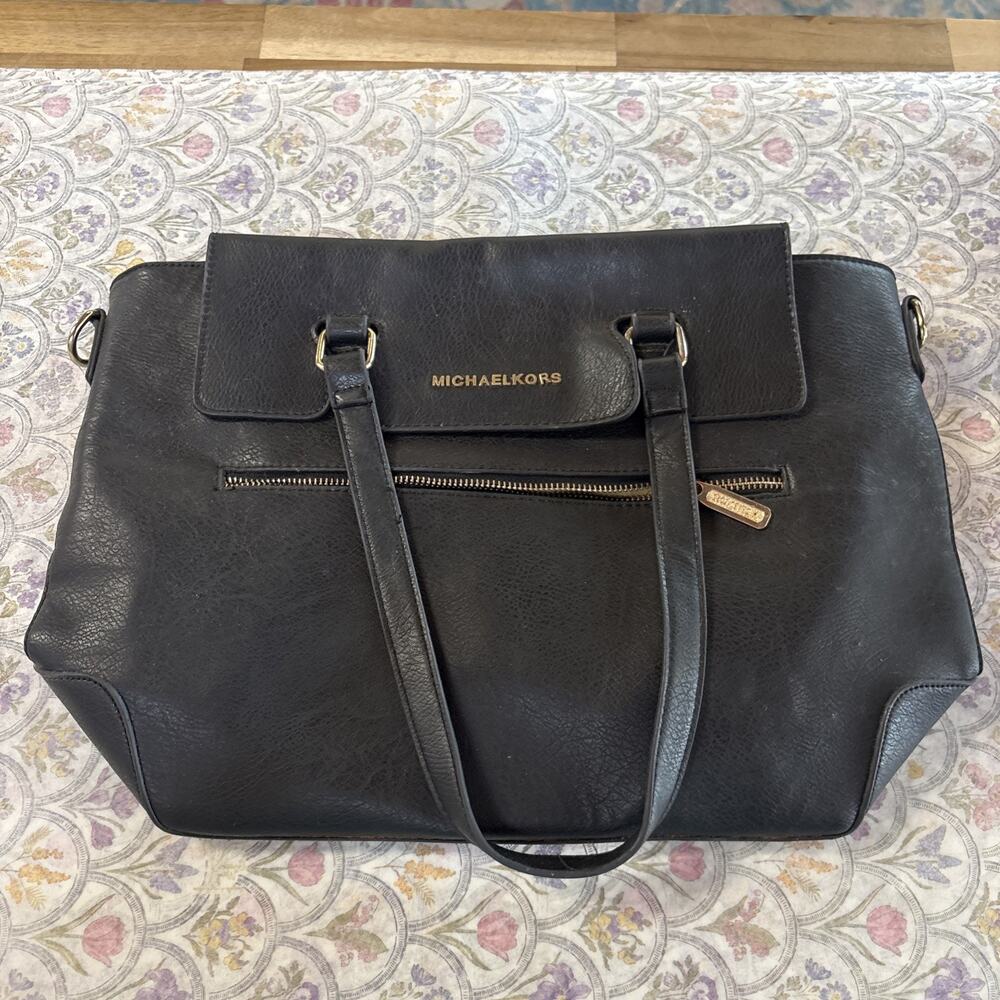 Michael Kors Makenzie Black Leather Purse
